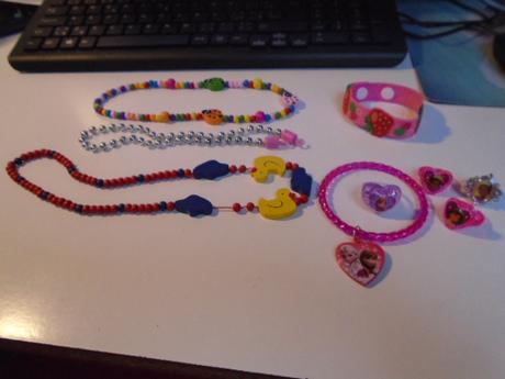 Korálky prstýnky frozen náramek 9ks, 