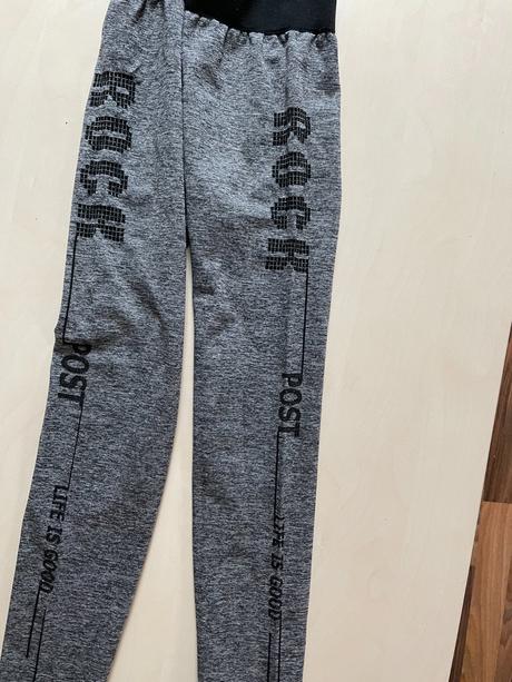 Sportovní leginy, vel neuvedena cca s a méně, s