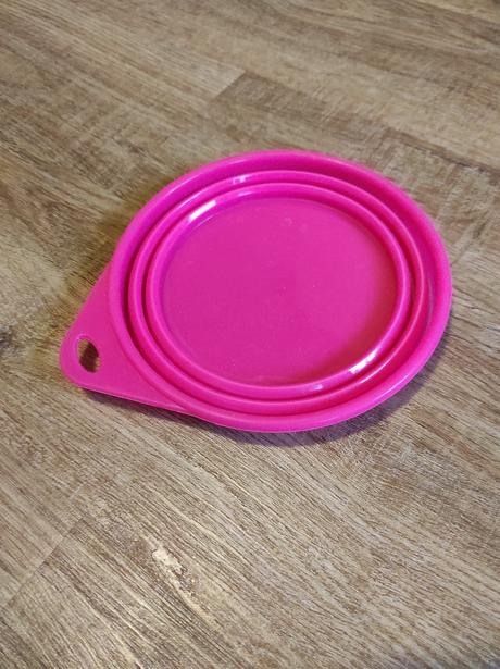 Cestovní skládací miska,