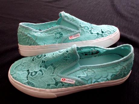 Superga slip on, 37