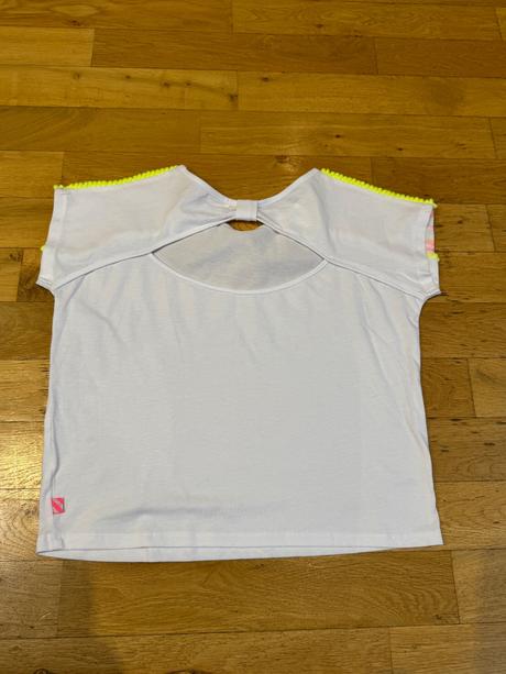 Tričko s průstřihem na zádech, 134