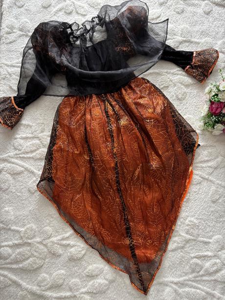 An26/ kostým čarodějka delux - v.cca 4/6 let, 