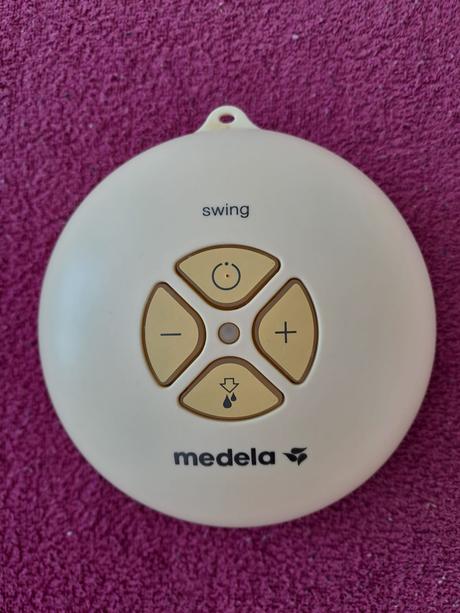 Odsávačka mateřského mléka,