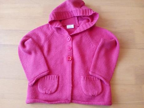 Svetřík s kapucí a knoflíčky., cherokee,86