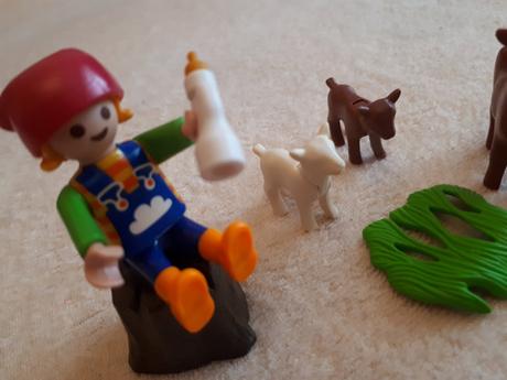 Playmobil - holčička s kůzlátky,