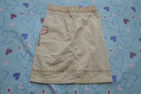 128 134 delší bavlněná sukně s výšivkou motýla, bhs,134