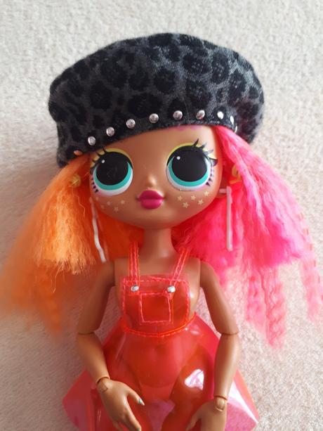 Lol velká ségra duhová panenka s malou panenkou,