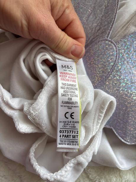 An18/ kostým vila - v.5/6 let, 