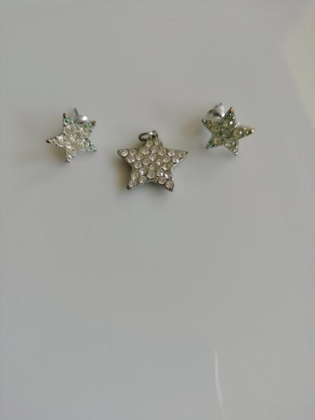 Naušnice a přívěsek hvězdy, 