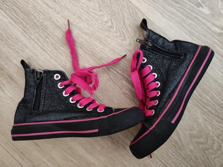 Tenisky minnie vel. 26-27, 27