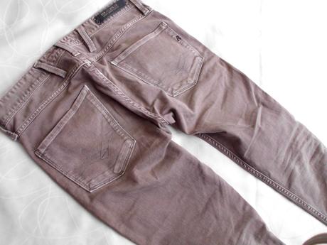 Bledohnedé 28, replay,m