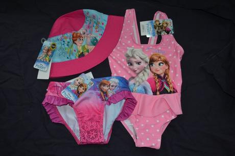 2x plavky frozen,klobouk, na 5 let, disney,110 / 116