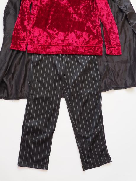 Kostým upír vel 128,