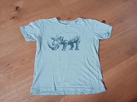 Triko reserved č.140, reserved,140