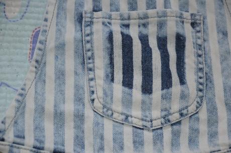 Stylově oprané lacláče, laclové kalhoty kraťasy, 104