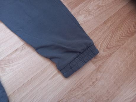 Tmavě šedé tepláky vel. xs, sinsay,xs