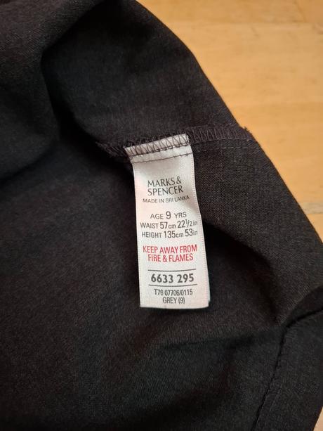 Sukně vel 134, marks & spencer,134