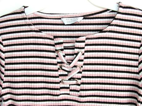 W211 dívčí tričko crop vel. 9-10 let, primark,140