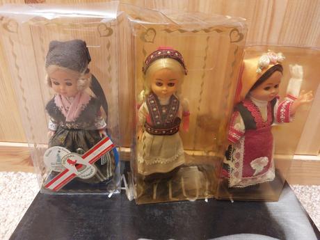 Panenky v krojích - evropa, 