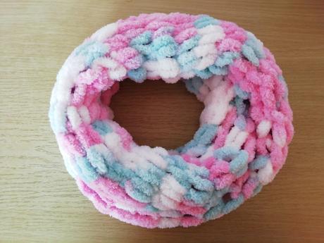 Měkký pletený nákrčník puffy (barva na přání), 