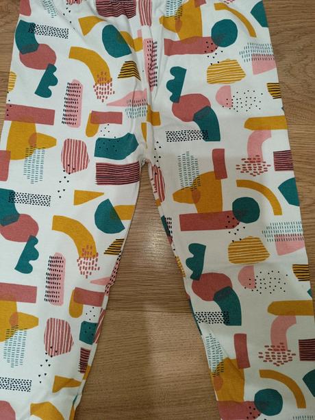 Bílé legíny 116 tu, tu,116