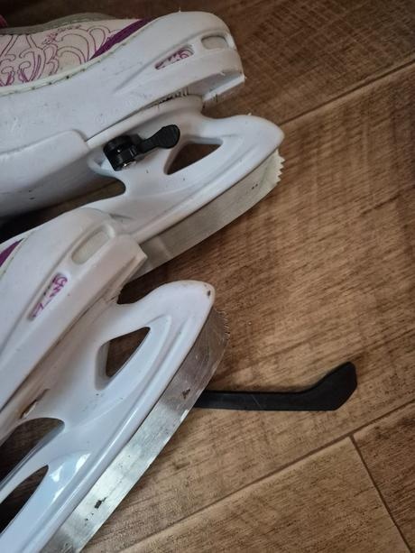 Dívčí rostoucí lední brusle worker vel. 30-33, 30