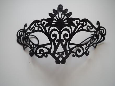 Karnevalová škraboška,