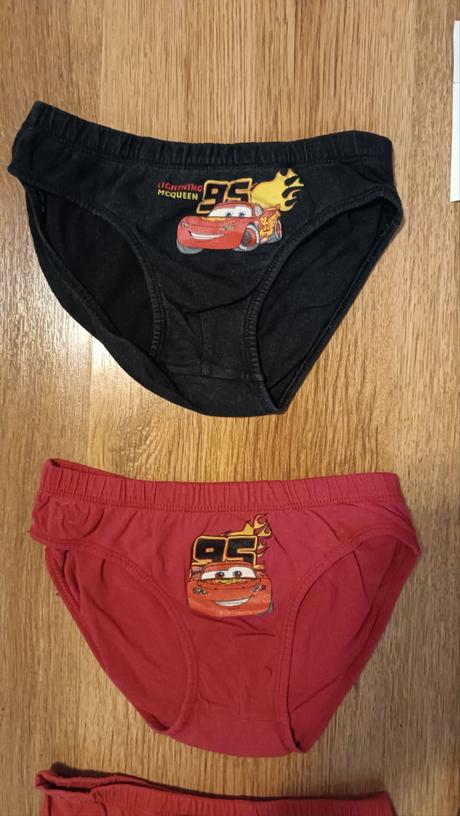 Slipy a kraťasy., 110