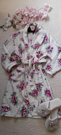 Květovaný dlouhý župan secret, primark