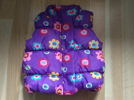 Kytičková květinová vesta, marks & spencer,86