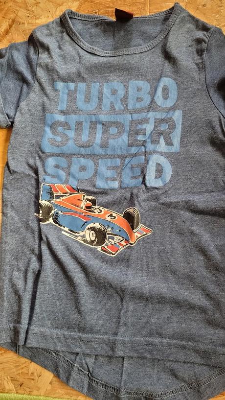 Kraťasy, triko a tílko, 104–116