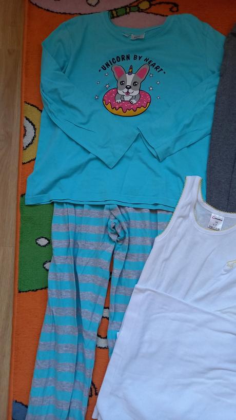 Balíček 12 ks dívčího obečení vel. 152 - 158, 140–152