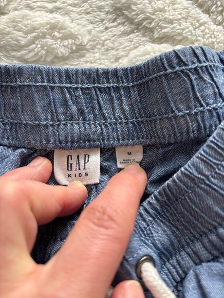 Letní kraťasy - v.cca 6/7 let zn. gap, gap,122