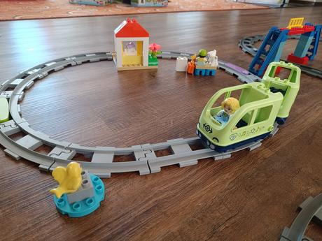 Lego duplo vlak s příslušenstvím,