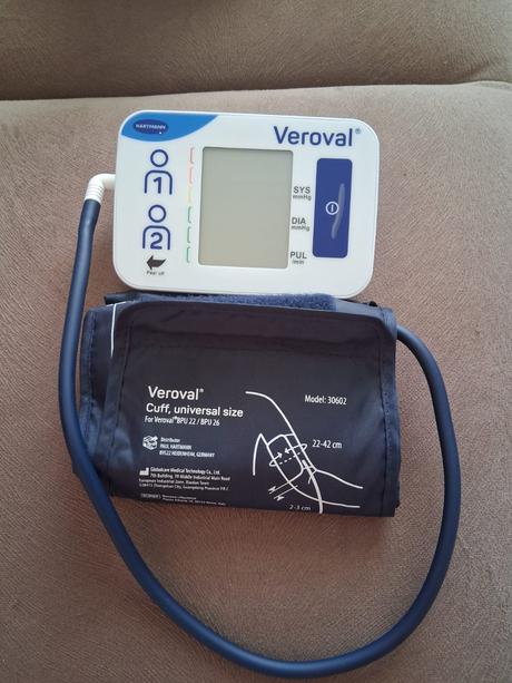 Zánovní pažní tlakoměr hartmann veroval compact,