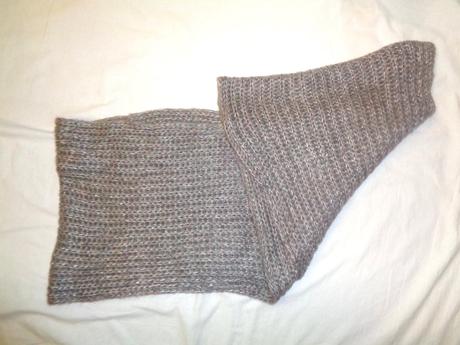 Luxusní bohatá hnědostříbrná spojená šála,