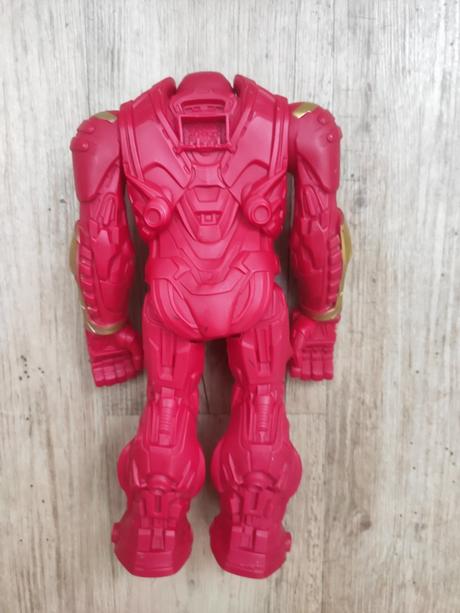 Hulkbuster figurka, 