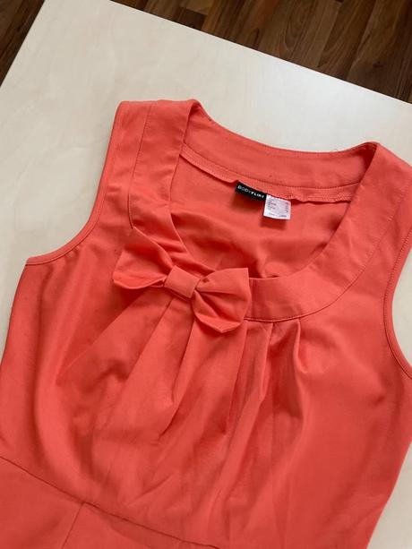 Meruňkové šaty s mašlí, vel m/l, body flirt, m