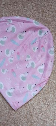 Čepice labuť zn."x-mail" vel."110-128", 