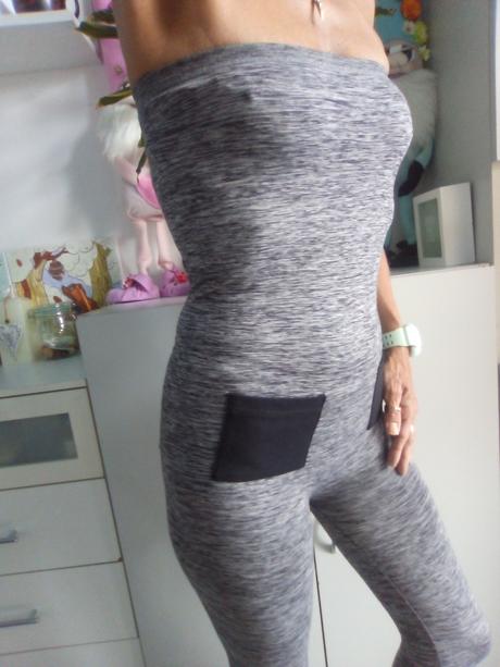 Overal bez ramínek vel."uni",