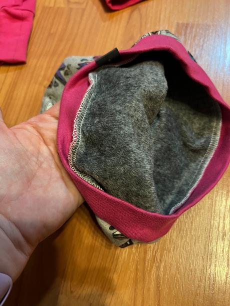 Na zakázku mikina + čepice vel 128/134, 128