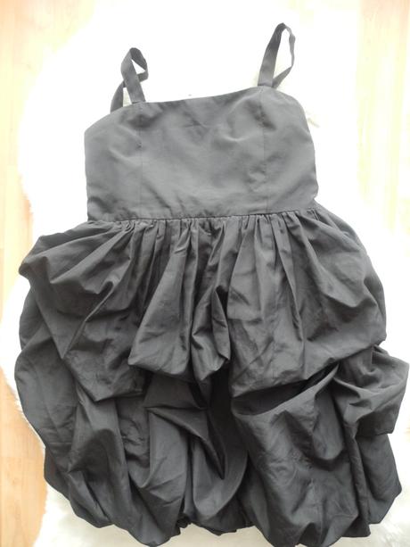 Šaty slavnostní, 146