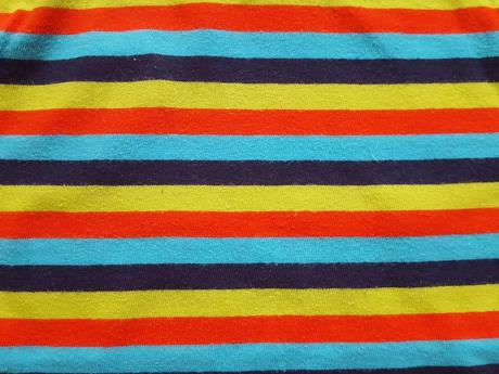 Pruhované tričko, lupilu,86