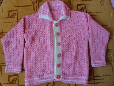 Svetr růžový, 80