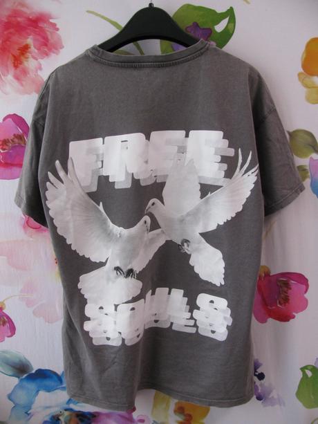 Šedé bavlněné tričko s potiskem, 32