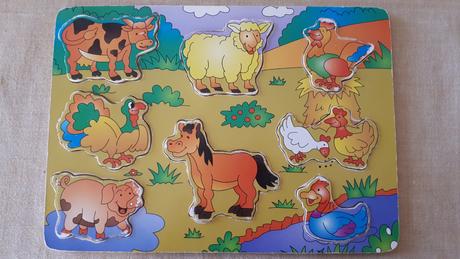 Dřevěná vkládačka pro nejmenší,