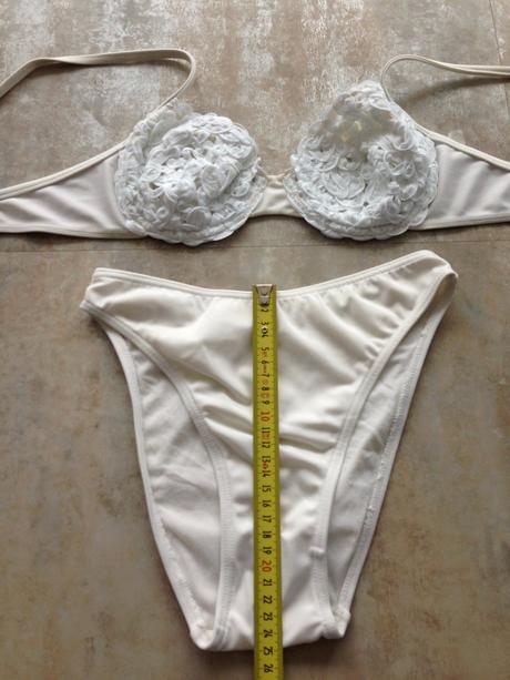 Bílé plavky krajka vel. 36-38, s košíček b, s
