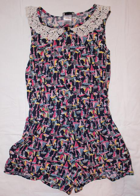 Ar111. luxusní lodičkový kraťasový overal 9 let, next,134