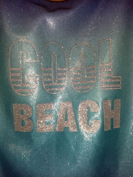 Třpytivé plavky, 158