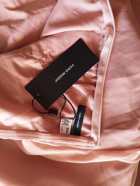 Dlouhé plesové šaty s vázáním za krk., vero moda,l